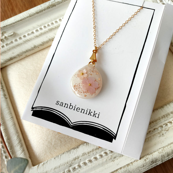 sanbienikki. 桜シェル しずくネックレス 桜 さくら 桜ピンク しずく 14KGF ネックレス 入学式 サンビエニッキ 送料無料 (当店負担)