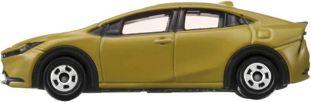 タカラトミー(TAKARA TOMY) トミカ No.12 トヨタ プリウス (箱) ミニカー おもちゃ 3歳以上 TAKARA TOMY ギフト 玩具 スーパーカー スポーツカー ミニバン 小学生 男の子 送料無料(普通郵便)