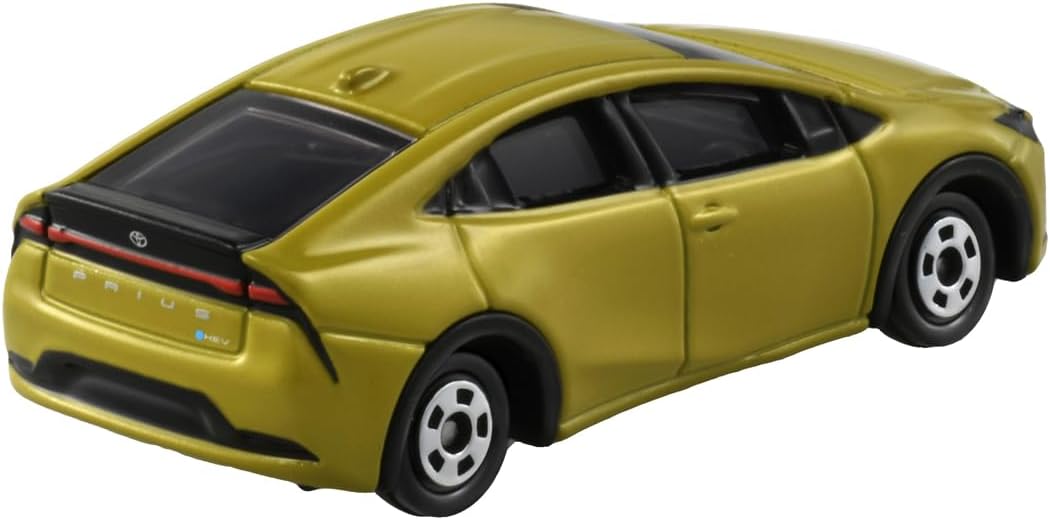タカラトミー(TAKARA TOMY) トミカ No.12 トヨタ プリウス (箱) ミニカー おもちゃ 3歳以上 TAKARA TOMY ギフト 玩具 スーパーカー スポーツカー ミニバン 小学生 男の子 送料無料(普通郵便)